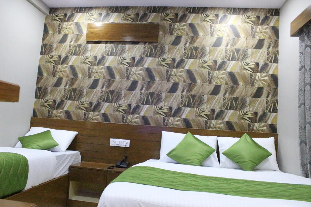 Olivia Inn And Suites Bengalúr Exteriér fotografie